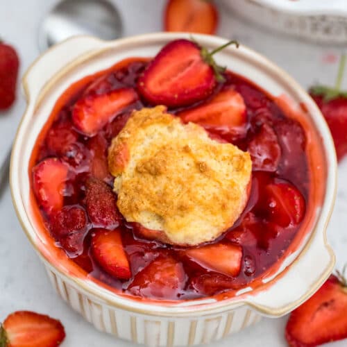Easy Summer Strawberry Cobbler Flaky Biscuit & Juicy Filling