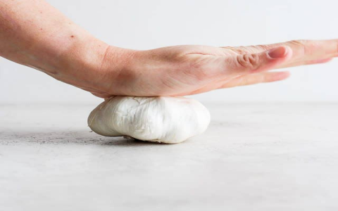 how to blanch garlic