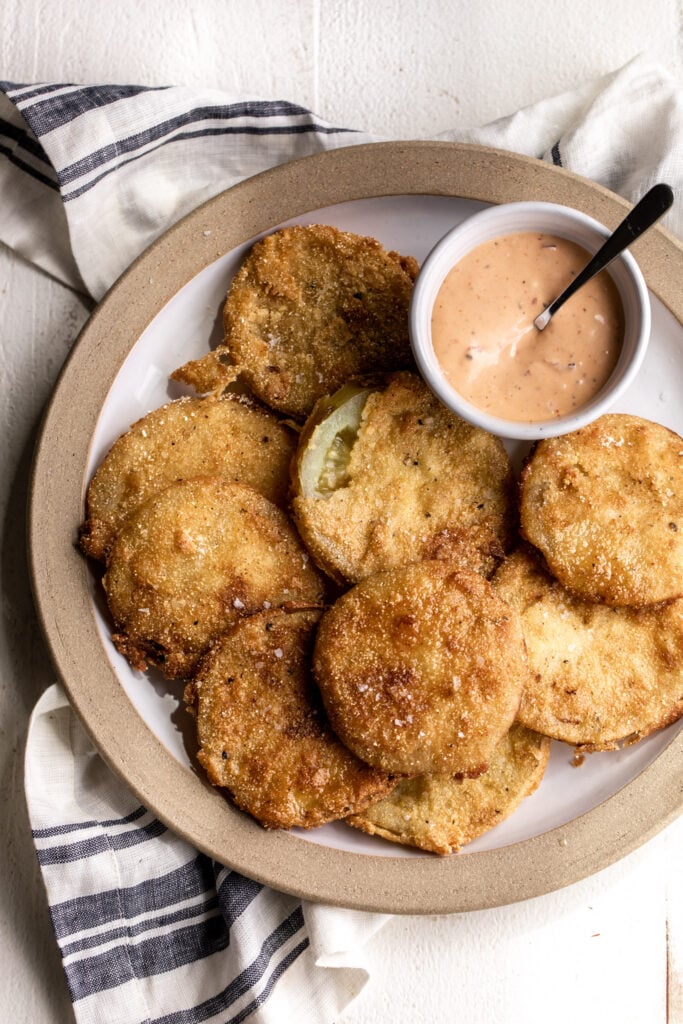 Golden Crunch Fried Green Tomatoes with Comeback Sauce