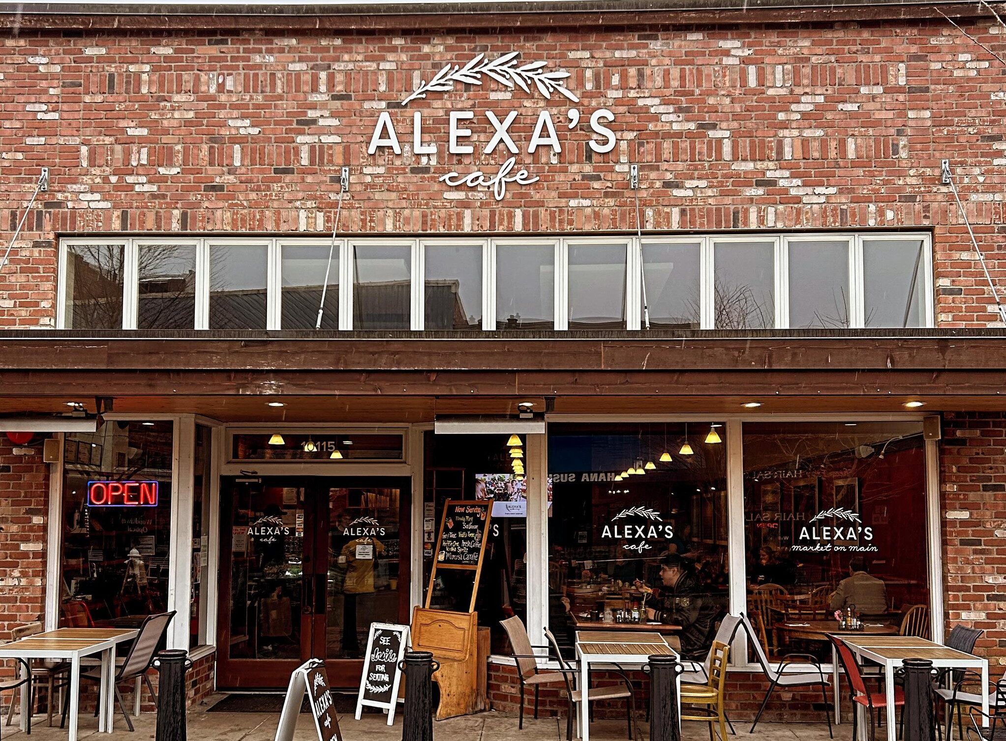 alexa's cafe & catering